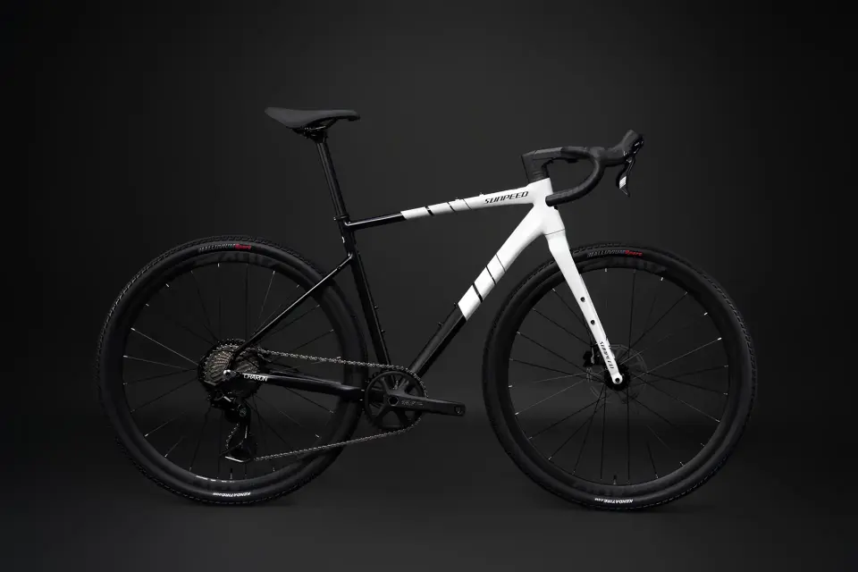 SUNPEED CHARON GRAVEL BİSİKLET  SHIMANO SORA R3000 18VİTES ANV HİDROLİK DİSK FREN 160MM BEYAZ SIYAH - XL